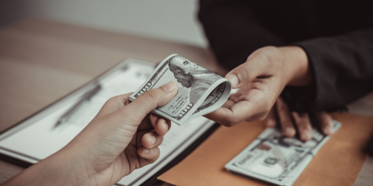 How Customized Accounting Can Help You Save on Shopify Fees